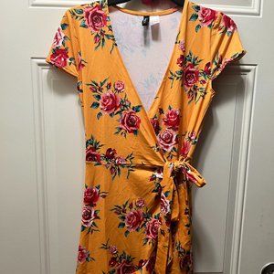 H&M Yellow Floral Wrap Dress Size 2